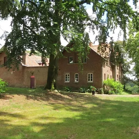 Gite Incontournable Avec Sauna Et Piscine Dans Propriete De Charme Et Boisee Holiday home