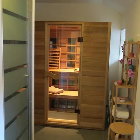 Gite Incontournable Avec Sauna Et Piscine Dans Propriete De Charme Et Boisee Holiday home Villers-la-Ville