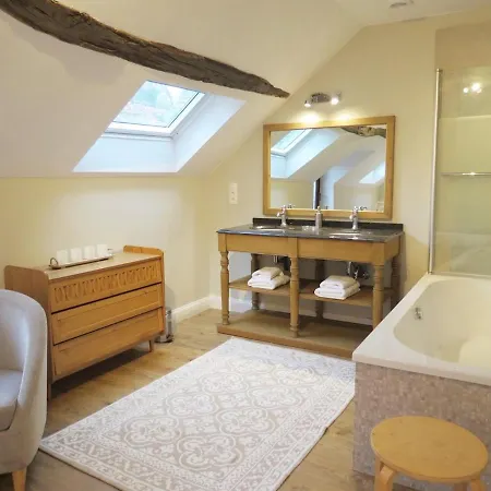 Gite Incontournable Avec Sauna Et Piscine Dans Propriete De Charme Et Boisee * Villers-la-Ville